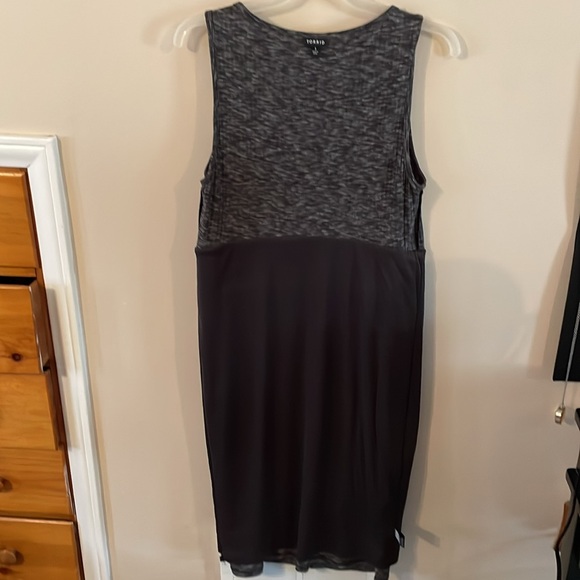 Tank top maxi dress with tulip skirt gray / black / white pattern Torrid size 1X - Picture 7 of 8